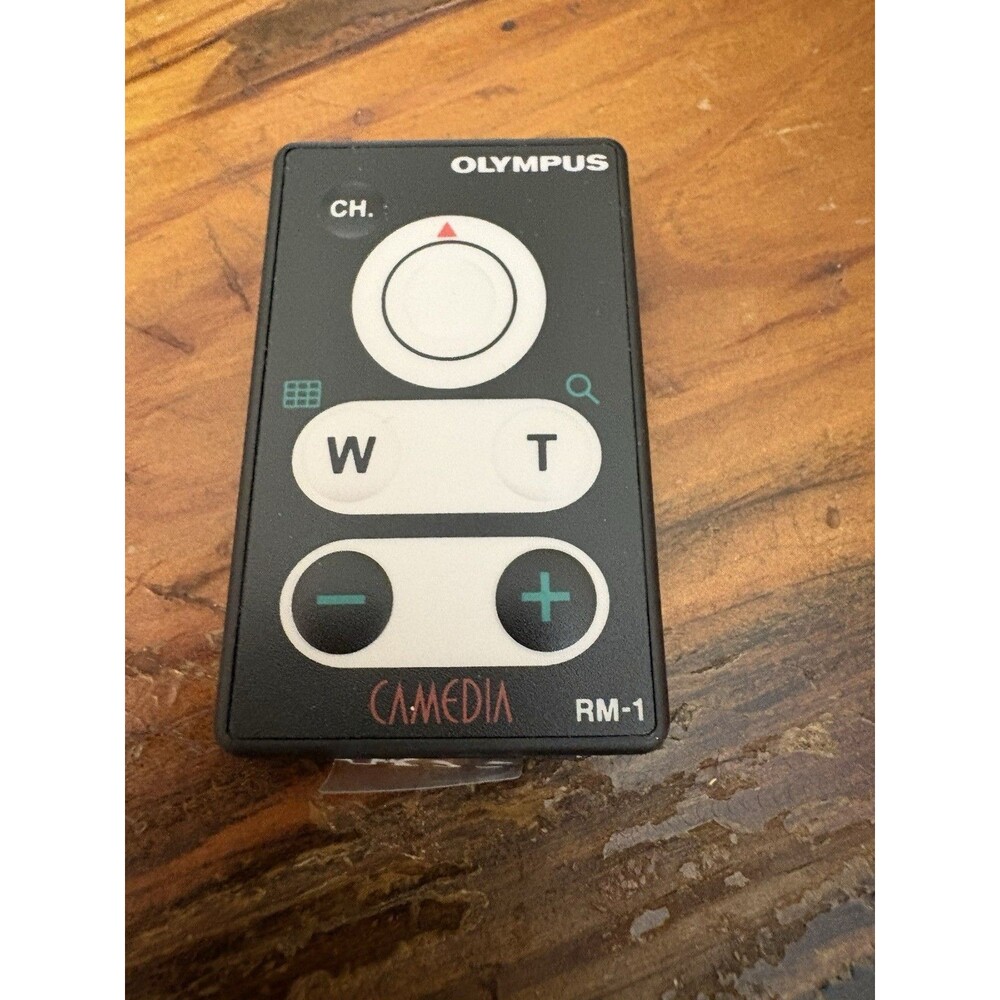 EXC++ GENUINE OLYMPUS RM-1 CAMEDIA WIRELESS REMOTE, WORKS GREAT